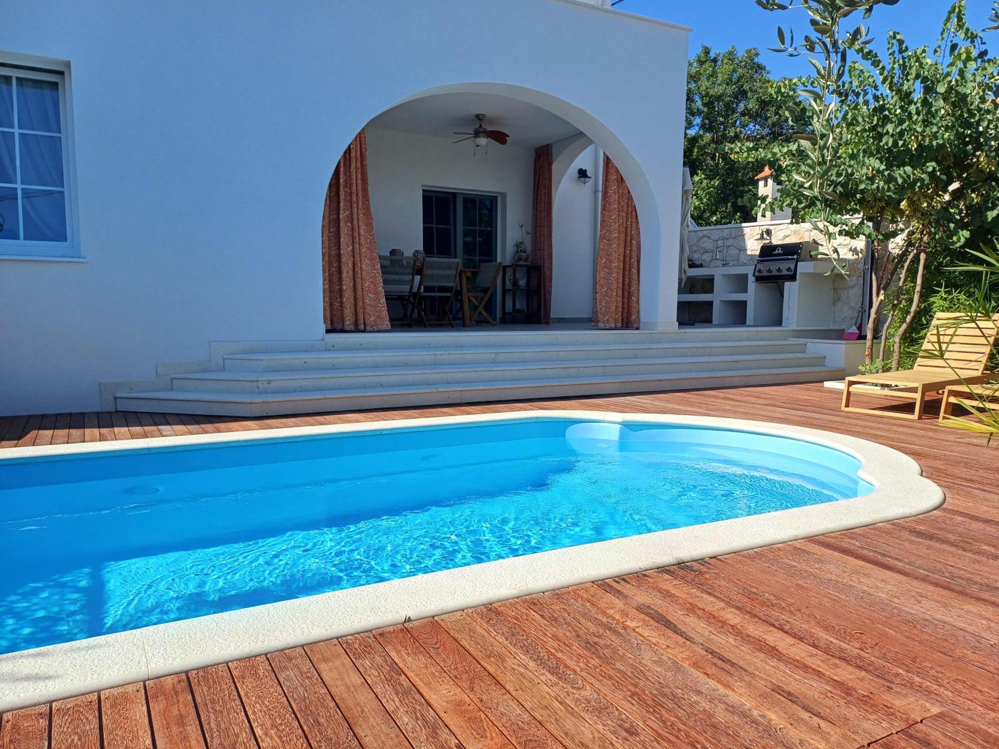 The Three Flowers Pool House Traù Esterno foto